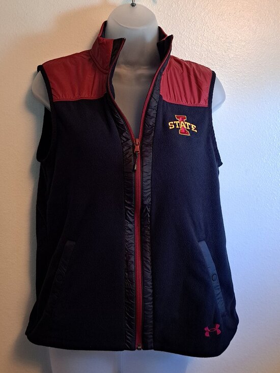 Under Armour Jackets & Blazers - Under Armour Polartec Loose Iowa State Cyclones Collegiate Fleece Vest.